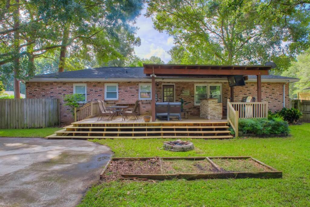 Charming Home Near Folly & Downtown Charleston Luaran gambar